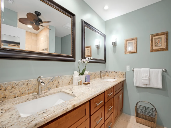 Luxurious 6-Bedroom Retreat in Kaanapali